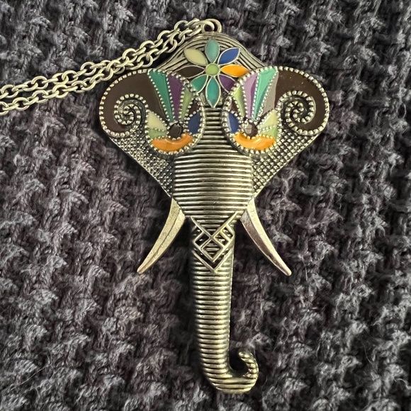 Jewelry - Large Silver Elephant Head Necklace